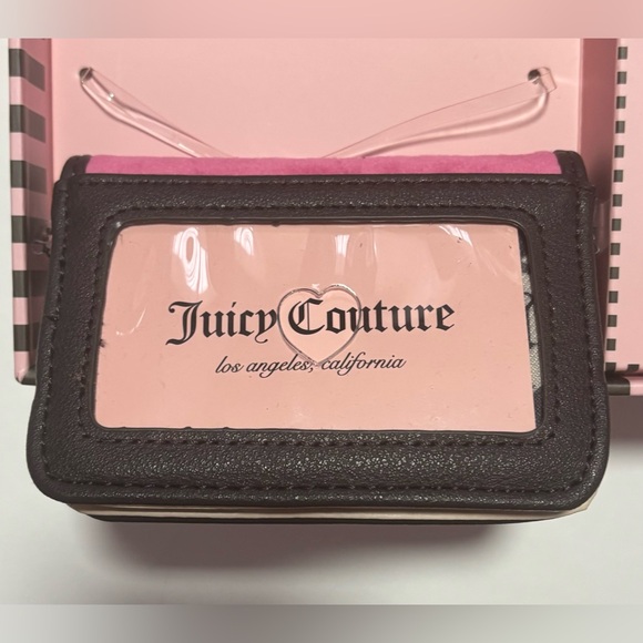 Juicy Couture Gift Set Free Love Heritage Slim Camera Bag & Envelope Card Case - Picture 12 of 14